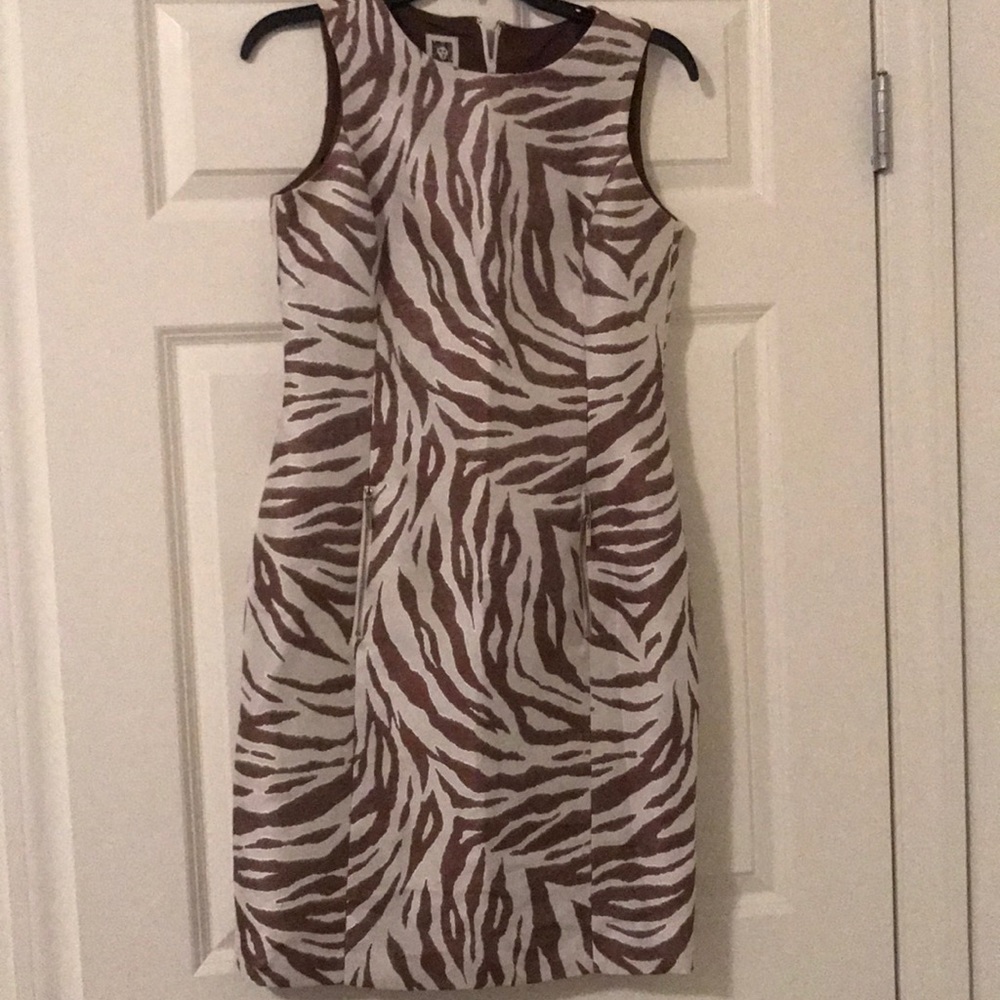 USED Anne Klein dress with pockets